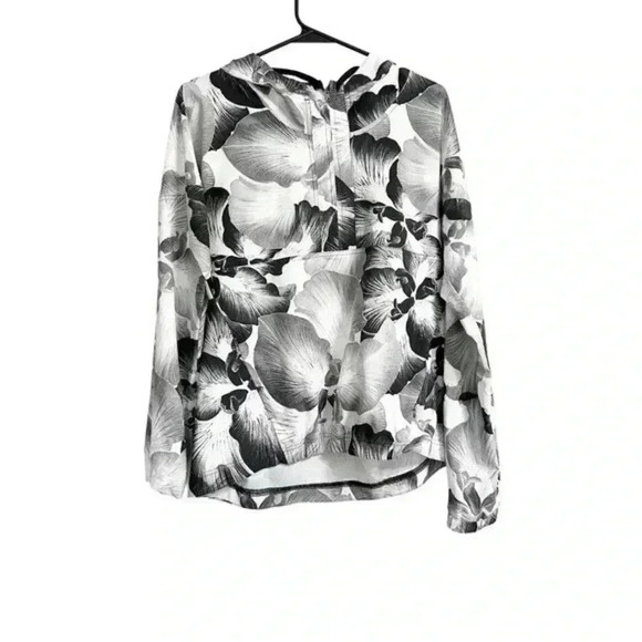 Calia by Carrie Underwood half-zip windbreaker - Picture 1 of 5